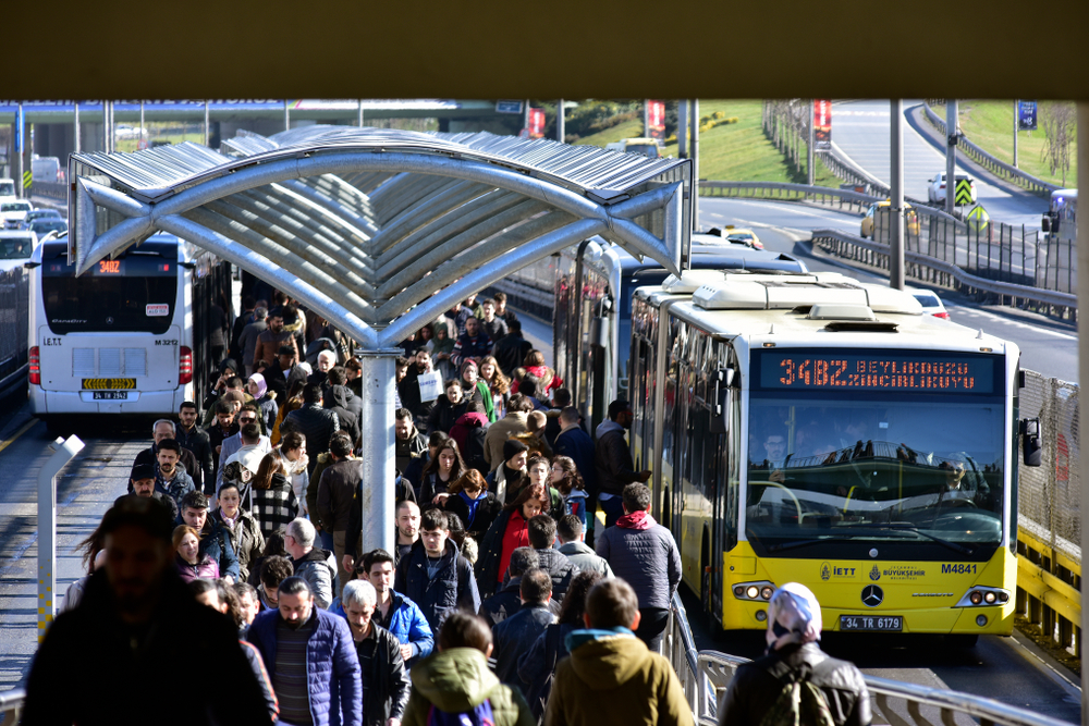 La Istanbul, șomerii vor beneficia de transport public gratuit