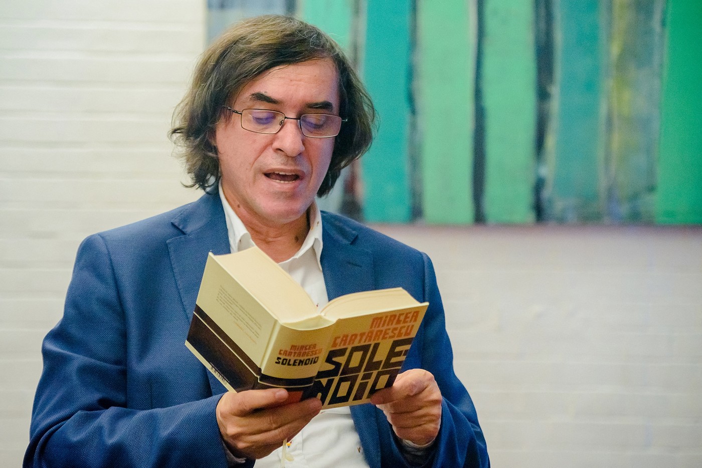 Trupa „Solenoide” din Peru și-a lansat primul album LP. Piesa de deschidere se cheamă „Cărtărescu”. Reacția scriitorului român