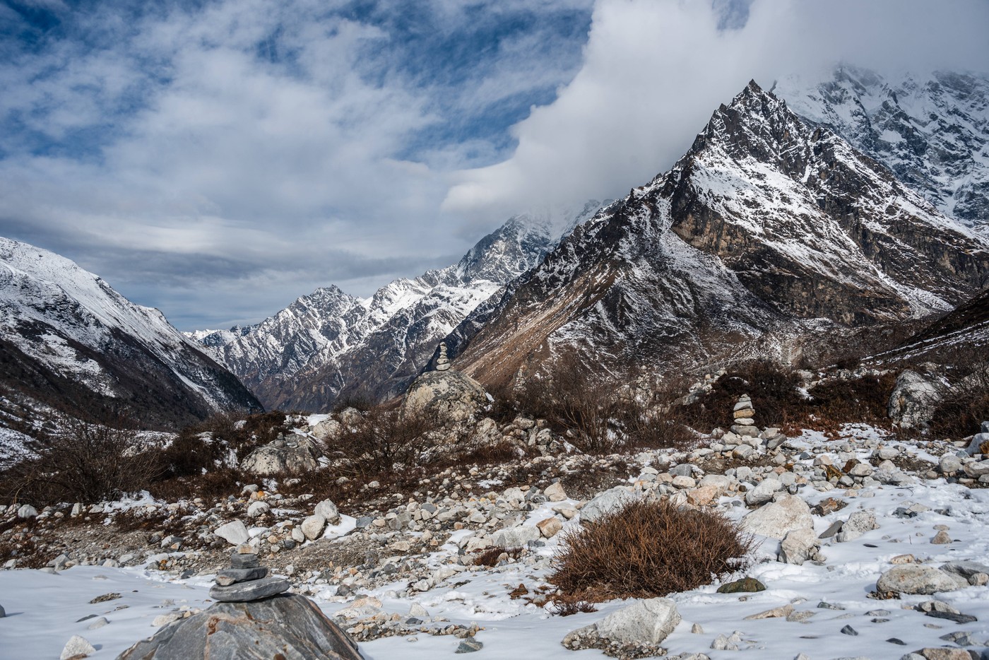 Un alpinist slovac a murit după o ascensiune istorică pe vârful Langtang Lirung, din Nepal. El a căzut într-o crevasă la coborâre