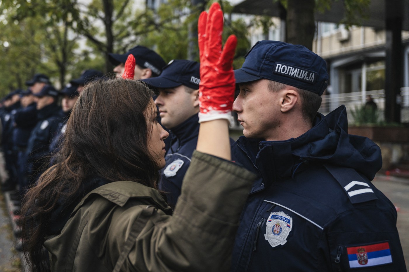 „Cerem demisia lui Goran Vesic”. Protest la Belgrad, după ce prăbușirea acoperișului gării din Novi Sad a cauzat moartea a 14 persoane