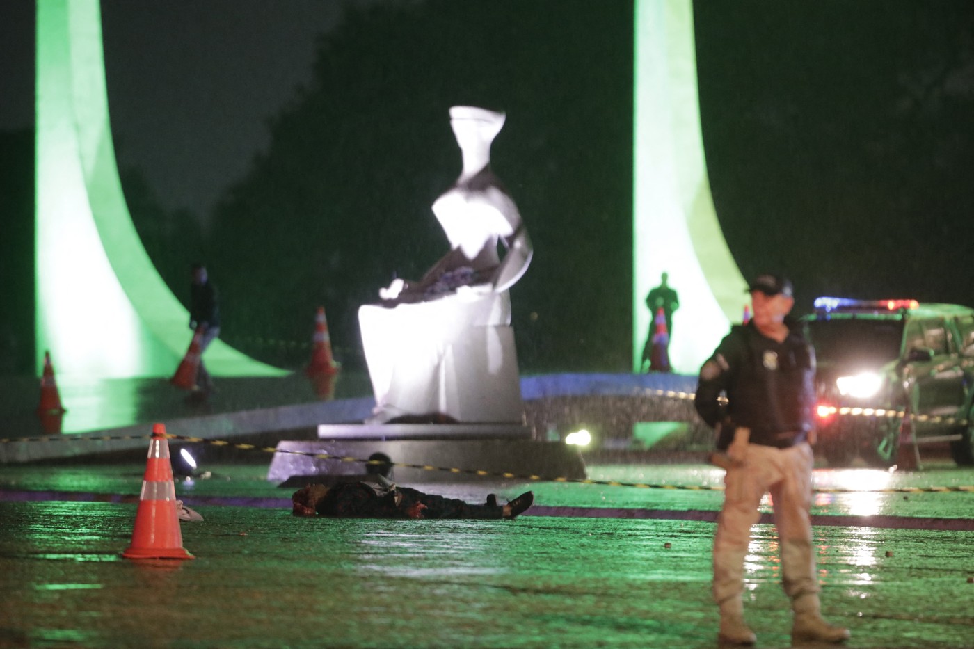 Atentat eşuat asupra Curţii Supreme din Brazilia: două explozii în apropierea clădirii. Țara găzduiește summitul G20 săptămâna viitoare