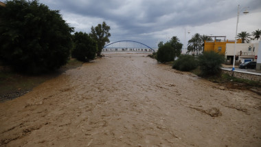 Mii de persoane au fost evacuate din Malaga, din cauza inundațiilor devastatoare și a unor noi alerte meteo extreme în Spania.