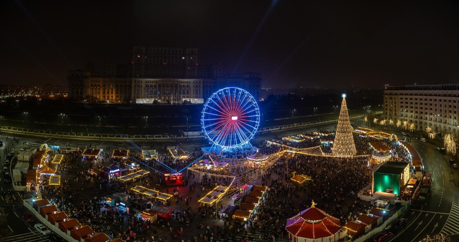 Cel mai mare târg de Crăciun din Capitală se deschide vineri, 29 noiembrie, în Piața Constituției. Vor fi spectacole în fiecare weekend