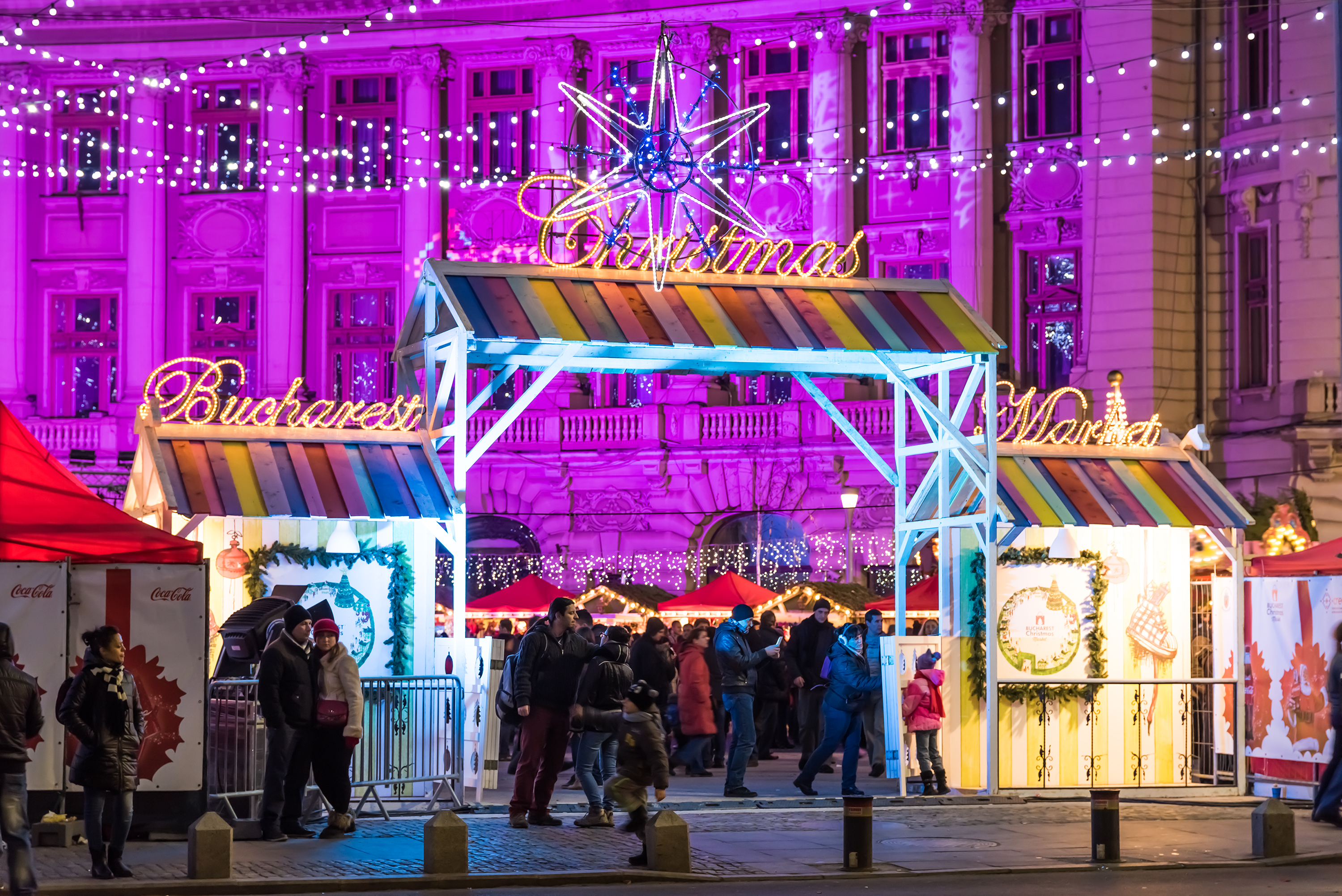 Târguri de Crăciun în București cu preparate tradiționale și activități pentru copii | sursa foto: Digi24 Târguri de Crăciun în București cu preparate tradiționale și activități pentru copii | sursa foto: Digi24