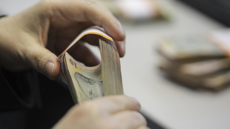 Marcel Ciolacu: Putem face pasul final spre majorarea salariului minim, la 4050 de lei, din 1 ianuarie