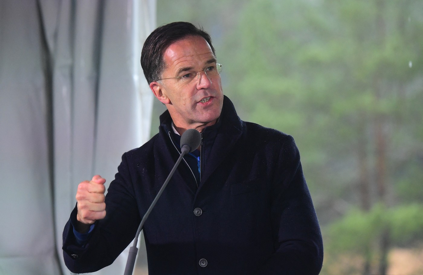 Putin „va folosi iarna ca pe o armă”. Mark Rutte cere statelor membre NATO ajutor suplimentar pentru Ucraina