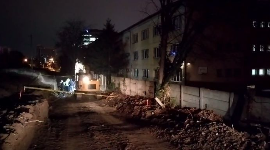 Oase ce par a proveni de la un copil, descoperite în timpul unor lucrări, în Timișoara. Poliția a deschis dosar de ucidere din culpă