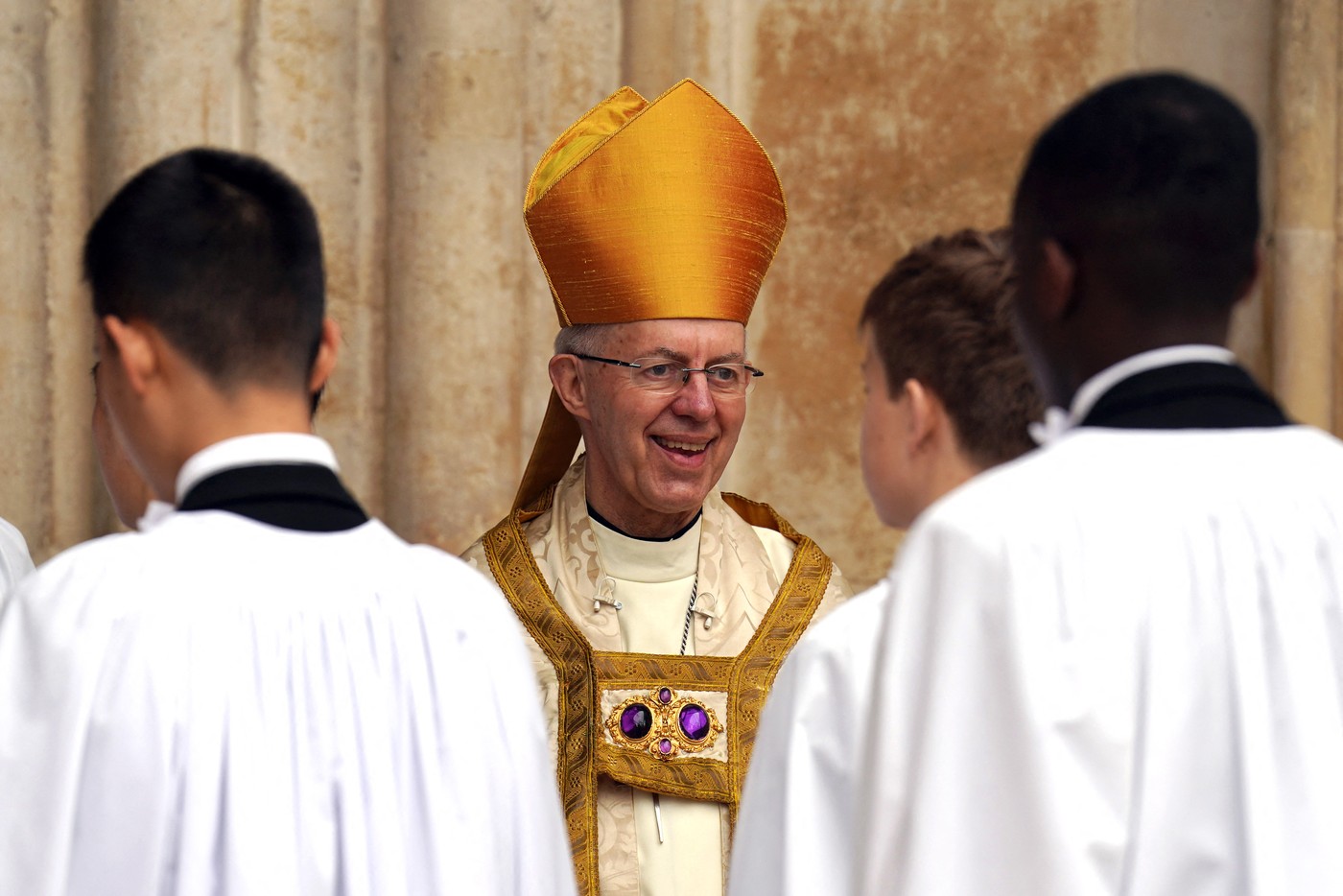 Scandalul din Biserica Anglicană e departe de a se încheia. O victimă a lui John Smyth cere ca mai mulți episcopi să demisioneze