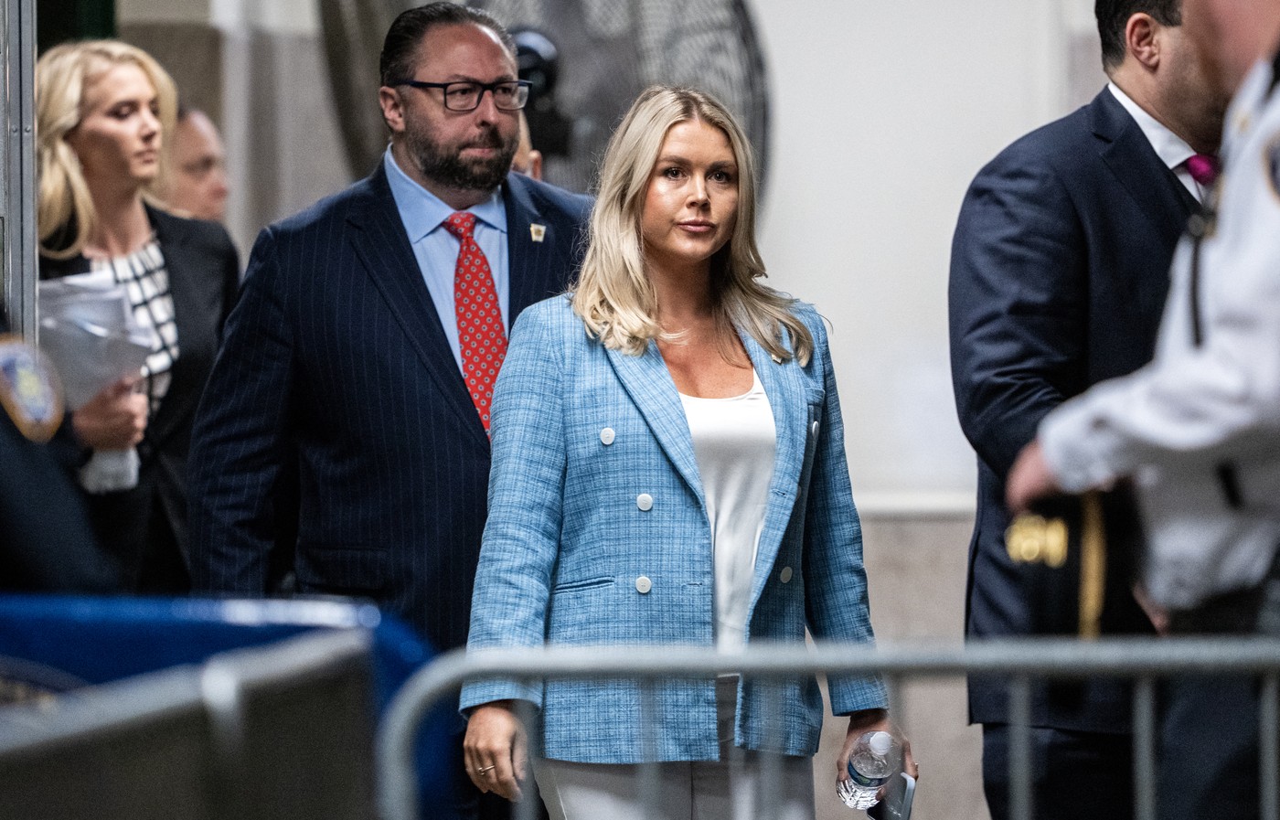 Trump o numește pe Karoline Leavitt purtătoare de cuvânt la Casa Albă | sursa foto: Digi24 Trump o numește pe Karoline Leavitt purtătoare de cuvânt la Casa Albă | sursa foto: Digi24