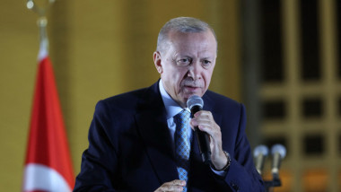 recep erdogan la microfon