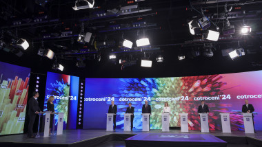 Dezbaterea electorala organizata de postul de televiziune DIGI24, in Bucuresti, 18 noiembrie 2024.