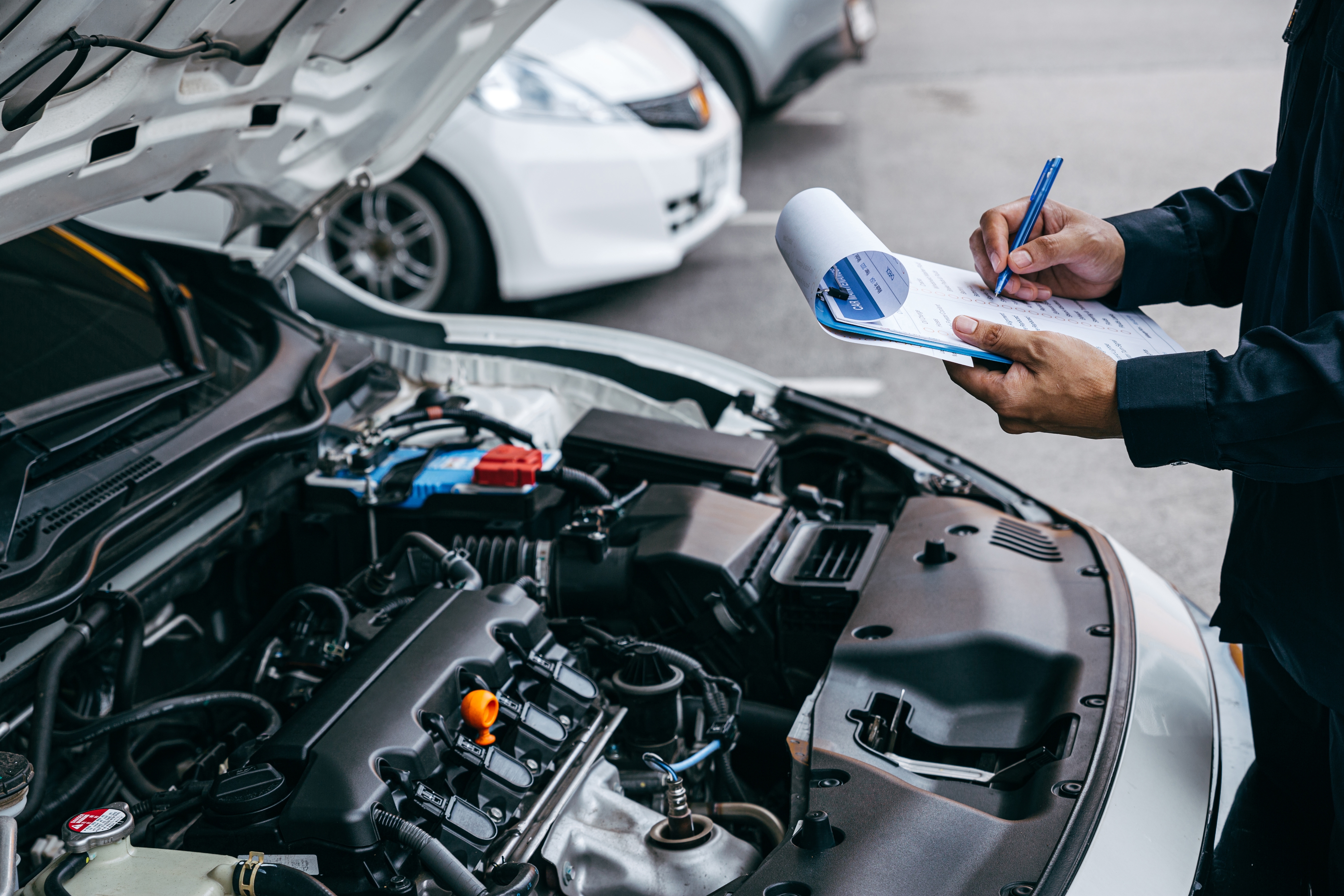 Reguli noi pentru vânzarea unei mașini la mâna a doua în România. Ce spun reprezentații RAR despre certificatul AutoPass obligatoriu