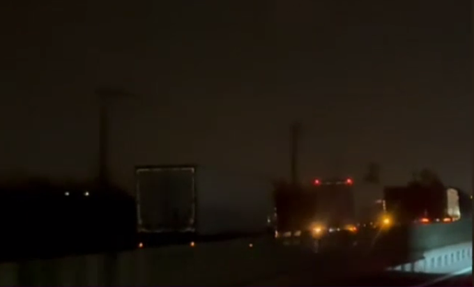 VIDEO. Pericol pe autostradă: Trei TIR-uri au intrat pe contrasens, pe A1 București-Pitești