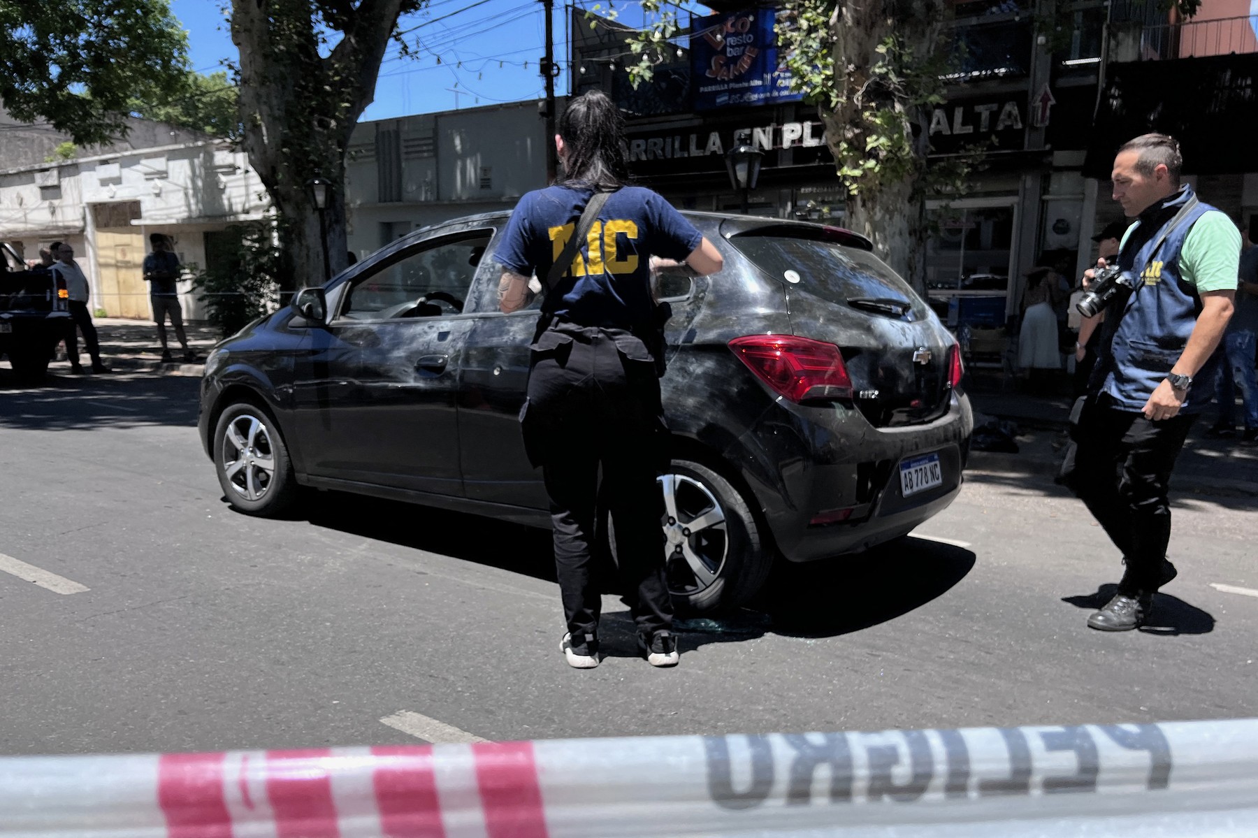 Liderul unui grup de ultrași din Argentina a fost asasinat pe stradă