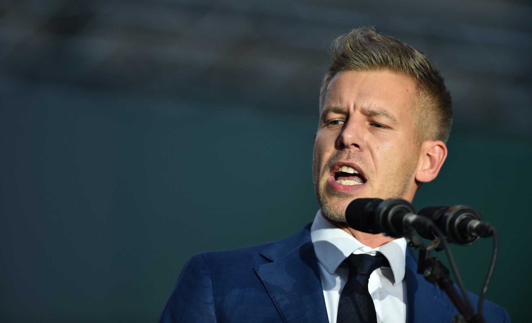 Liderul opoziţiei din Ungaria acuză că este spionat de guvernul lui Viktor Orban. „Apartamentul meu este interceptat de luni de zile”