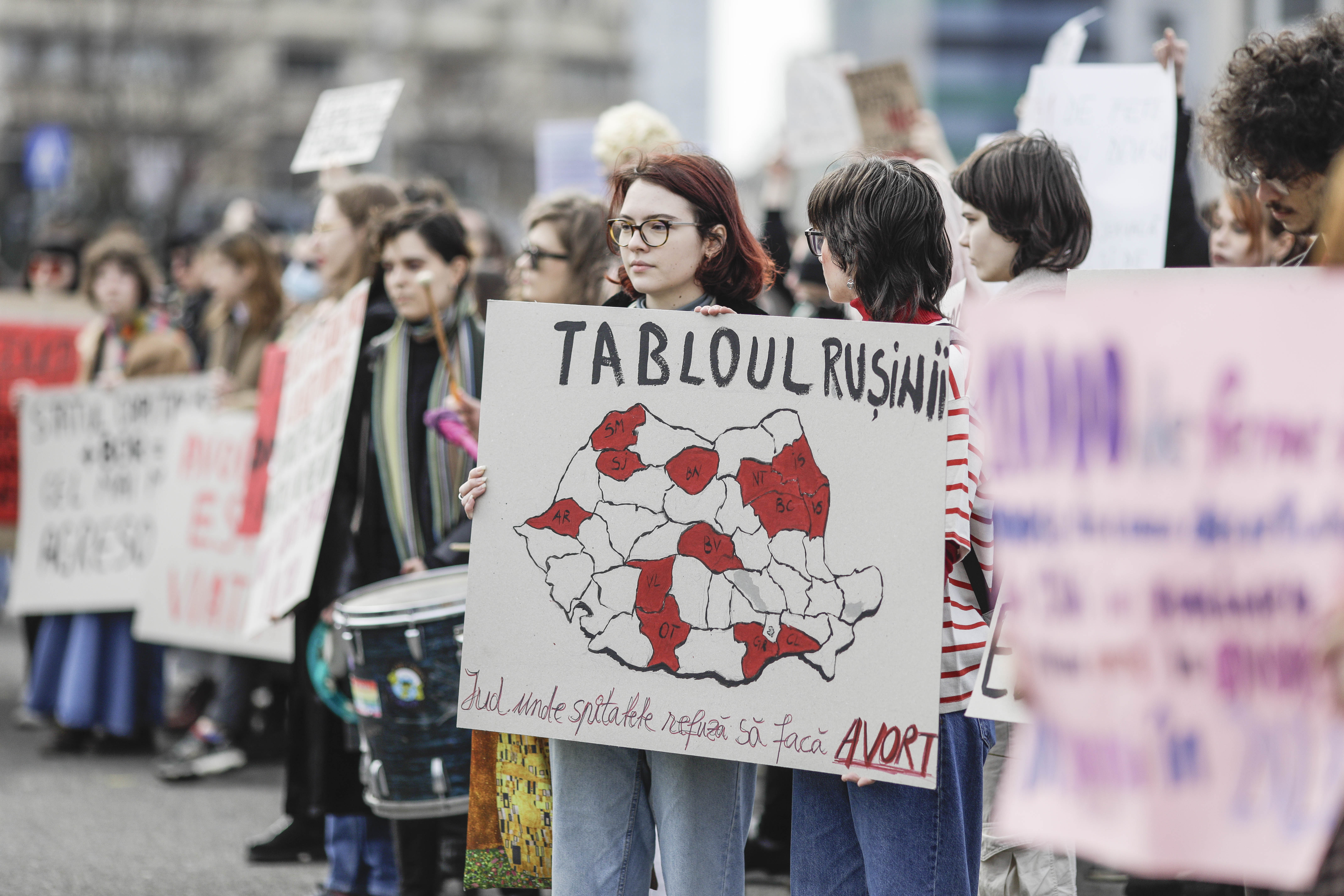 Avortul și candidații la funcția de președinte al României. Ce spun politicienii despre dreptul femeii de a decide privind corpul său