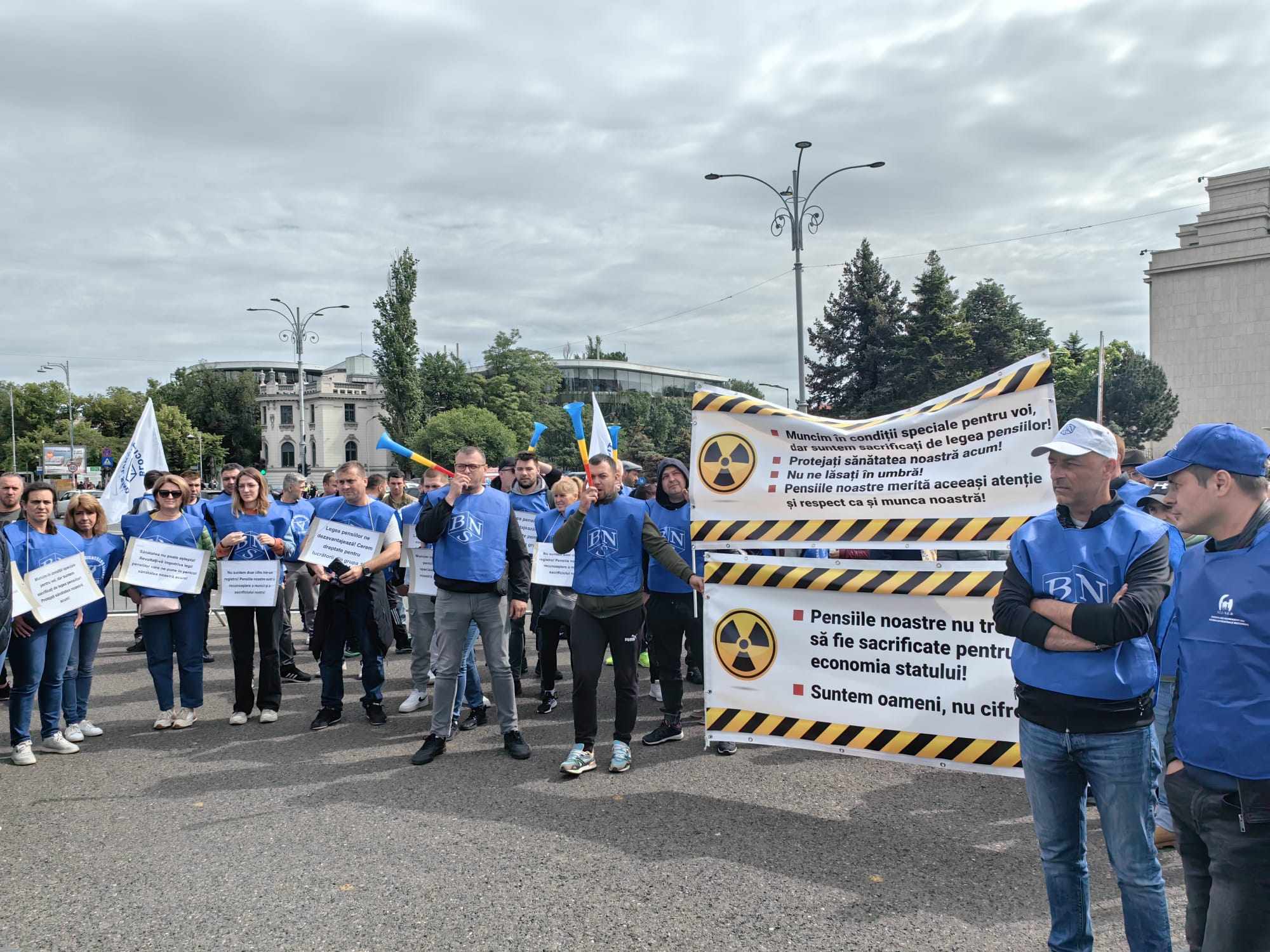 Sindicaliștii din Energie anunță proteste. Noua lege a pensiilor pune în pericol angajații din domeniul nuclear, acuză ei