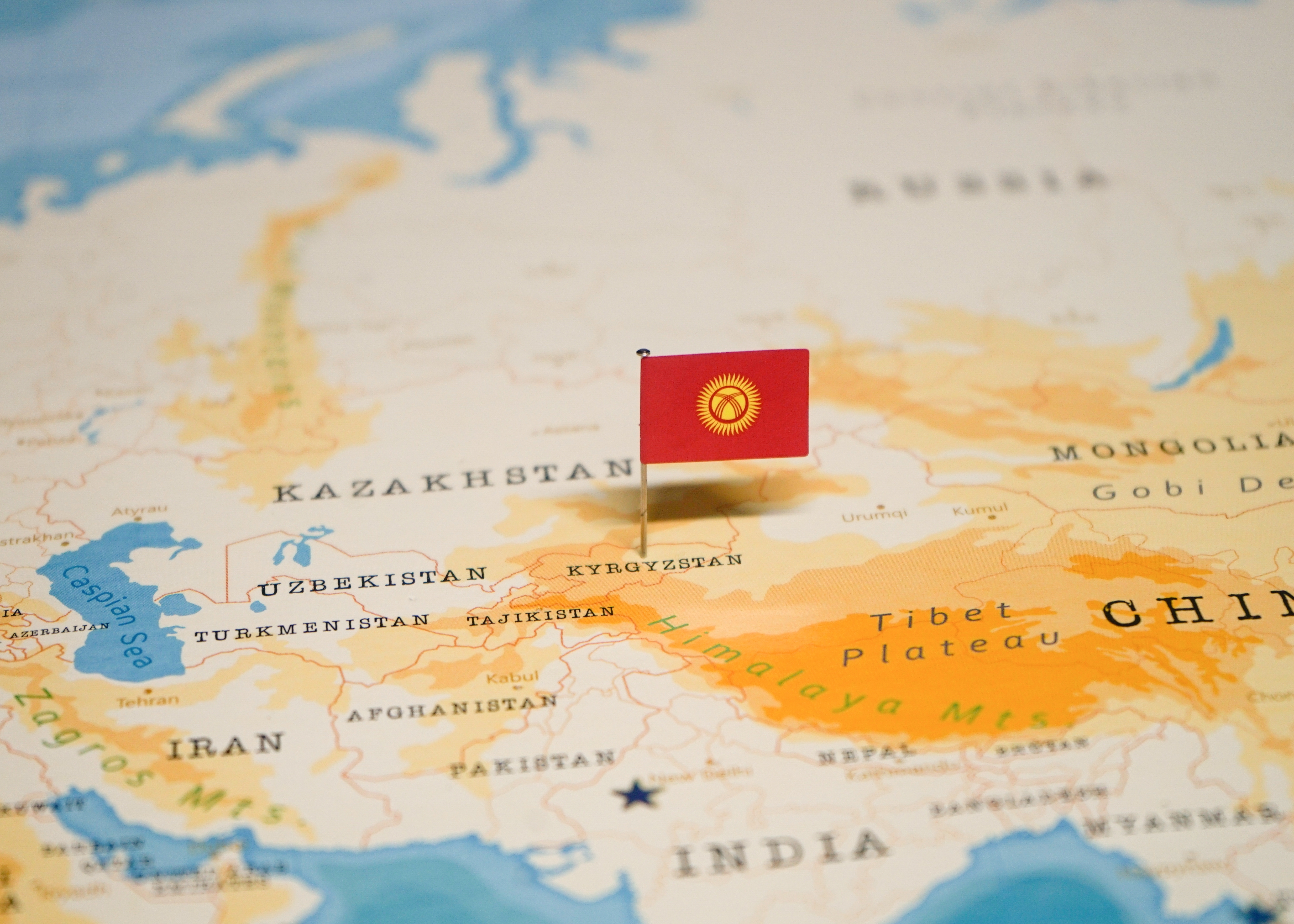 Arestări în Kârgâzstan, sub acuzația punerii la cale a unei lovituri de stat. Țara organizează alegeri locale în weekend