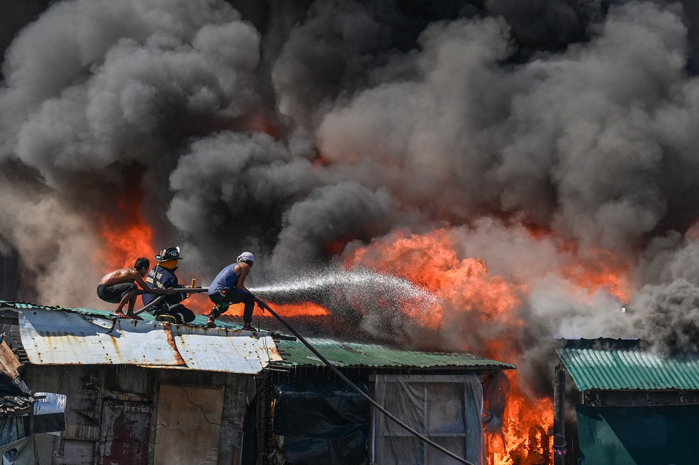 Incendiu masiv în Filipine. Cel puțin 2.000 de familii au rămas fără locuințe, după ce flăcările au distrus totul în doar opt ore