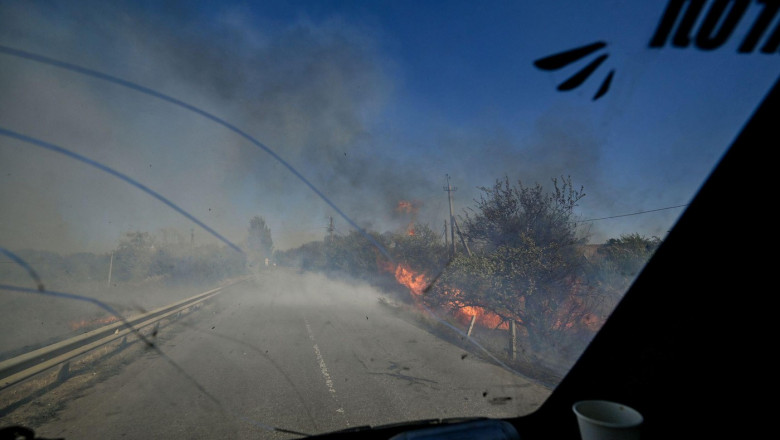 DONETSK REGION, UKRAINE - SEPTEMBER 16, 2024 - Fires burn along the road from Kurakhove to Hirnyk as a result of Russian artillery shelling, Pokrovsk district, Donetsk region, eastern Ukraine (Photo by Ukrinform/Ukrinform/Sipa USA/News Images)