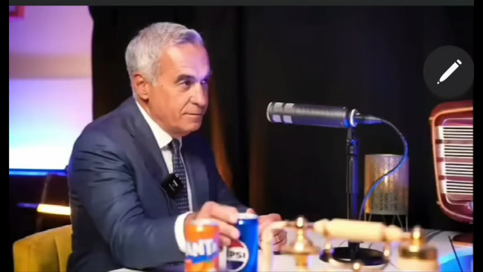 Călin Georgescu spune că sucurile conțin „nanocipuri care intră în tine ca într-un laptop”
