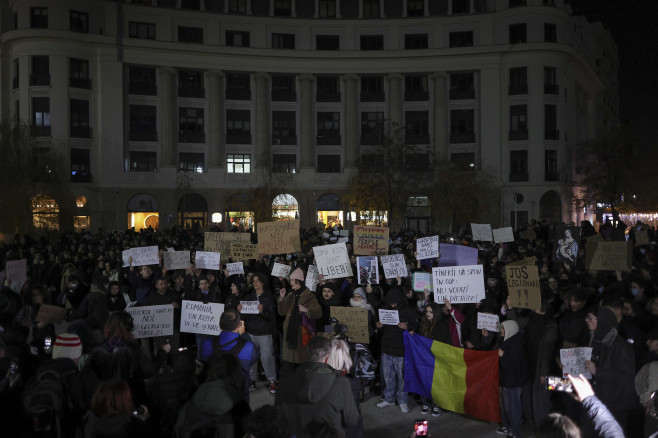 INSTANT_PROTEST_ANTI_GEORGESCU_2604_INQUAM_Photos_Octav_Ganea