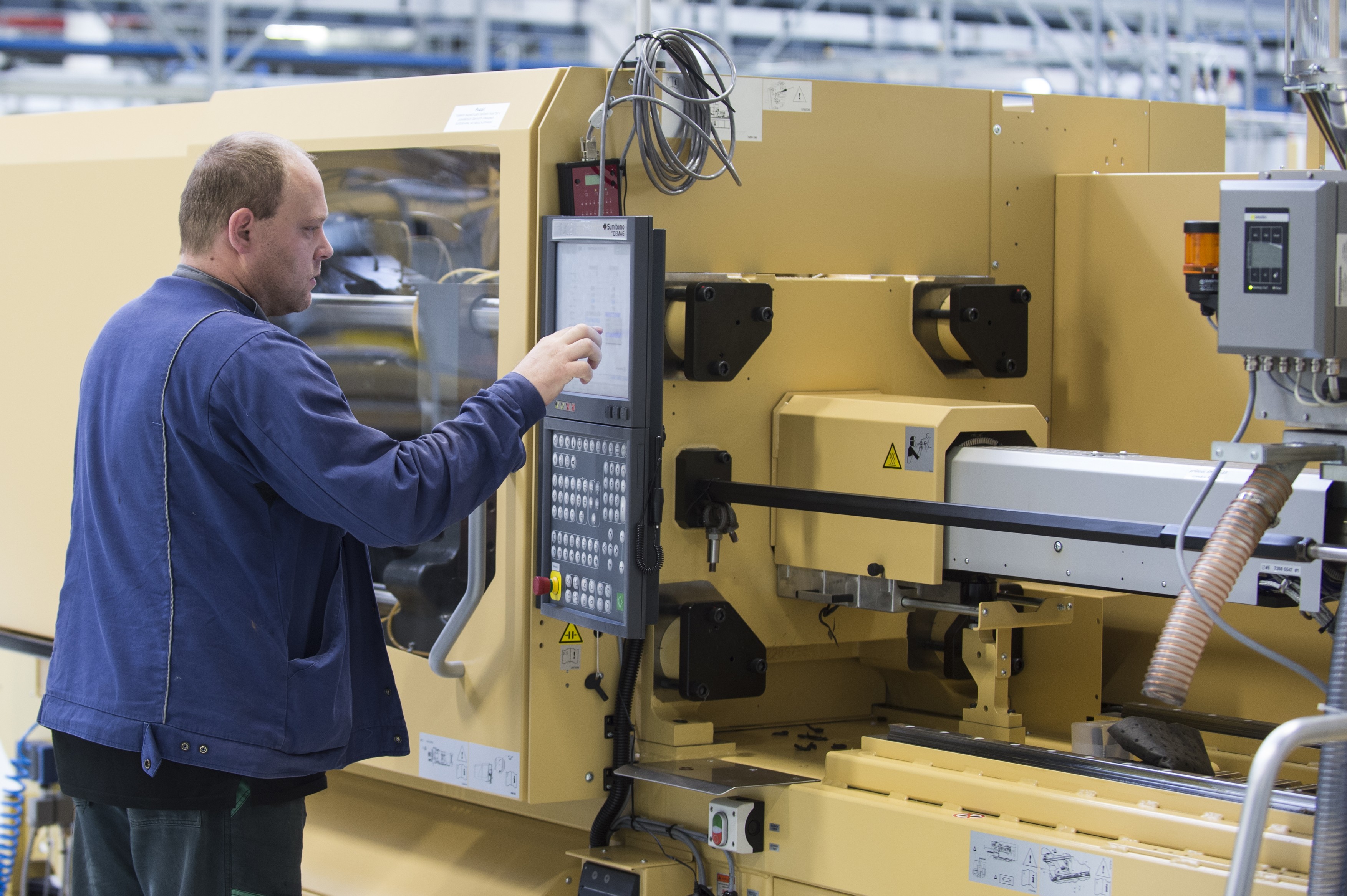 Un important producător german de rulmenți închide două fabrici din Austria și Anglia și relochează producția în România și Slovacia
