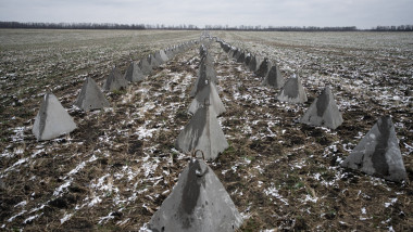 dinti de dragon pe campurile din jurul pokrovsk profimedia-0938381103