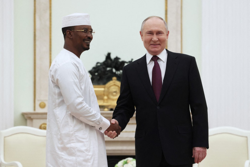 mahamat-idriss-deby-vladimir-putin