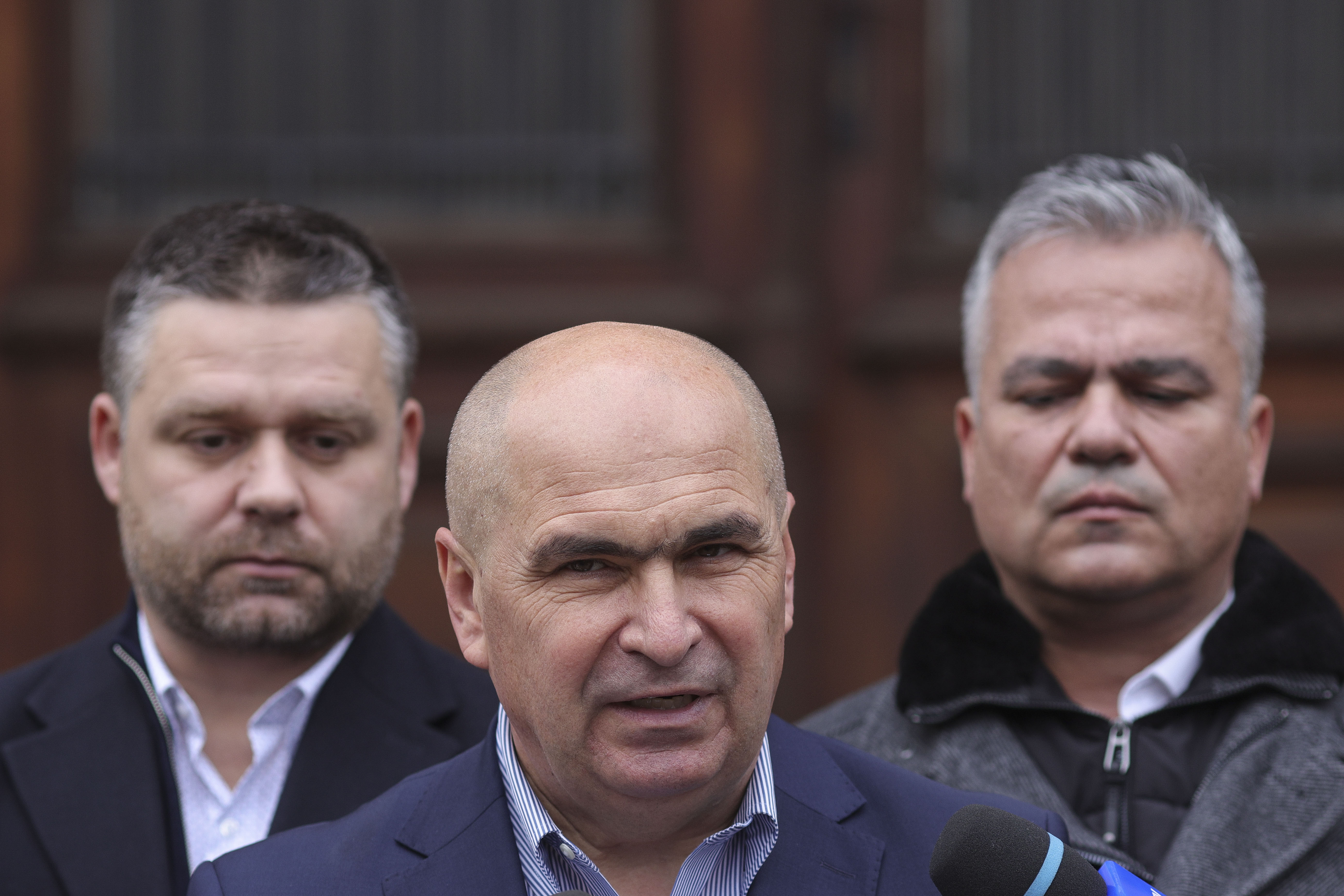 PNL a votat un plan de reforme: 300 de parlamentari, subvenţii mai mici pentru partide, limitarea cheltuielilor statului