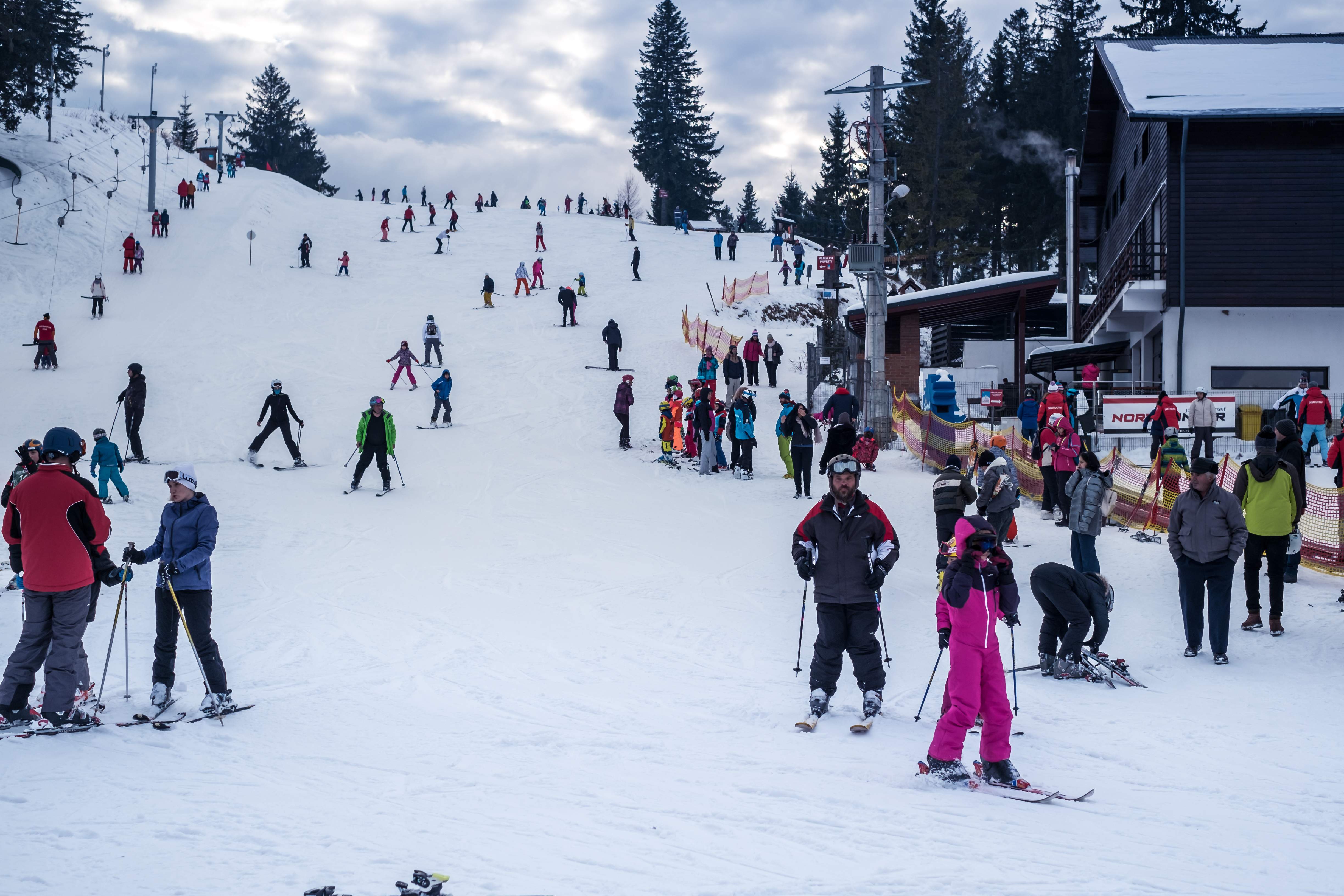 Crăciun pe Valea Prahovei. Hotelierii fac reduceri, pentru că gradul de ocupare este sub așteptări