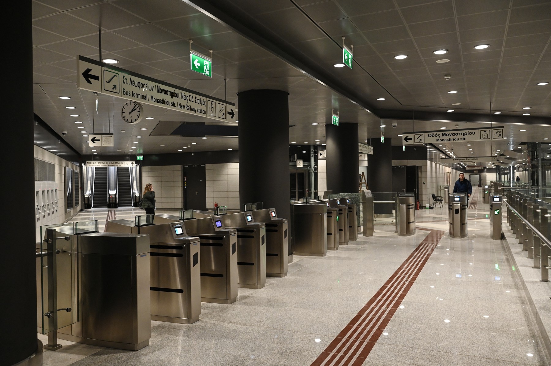 La Salonic se inaugurează sâmbătă metroul, după 20 de ani de așteptare și multe descoperiri arheologice. Unele vor fi expuse