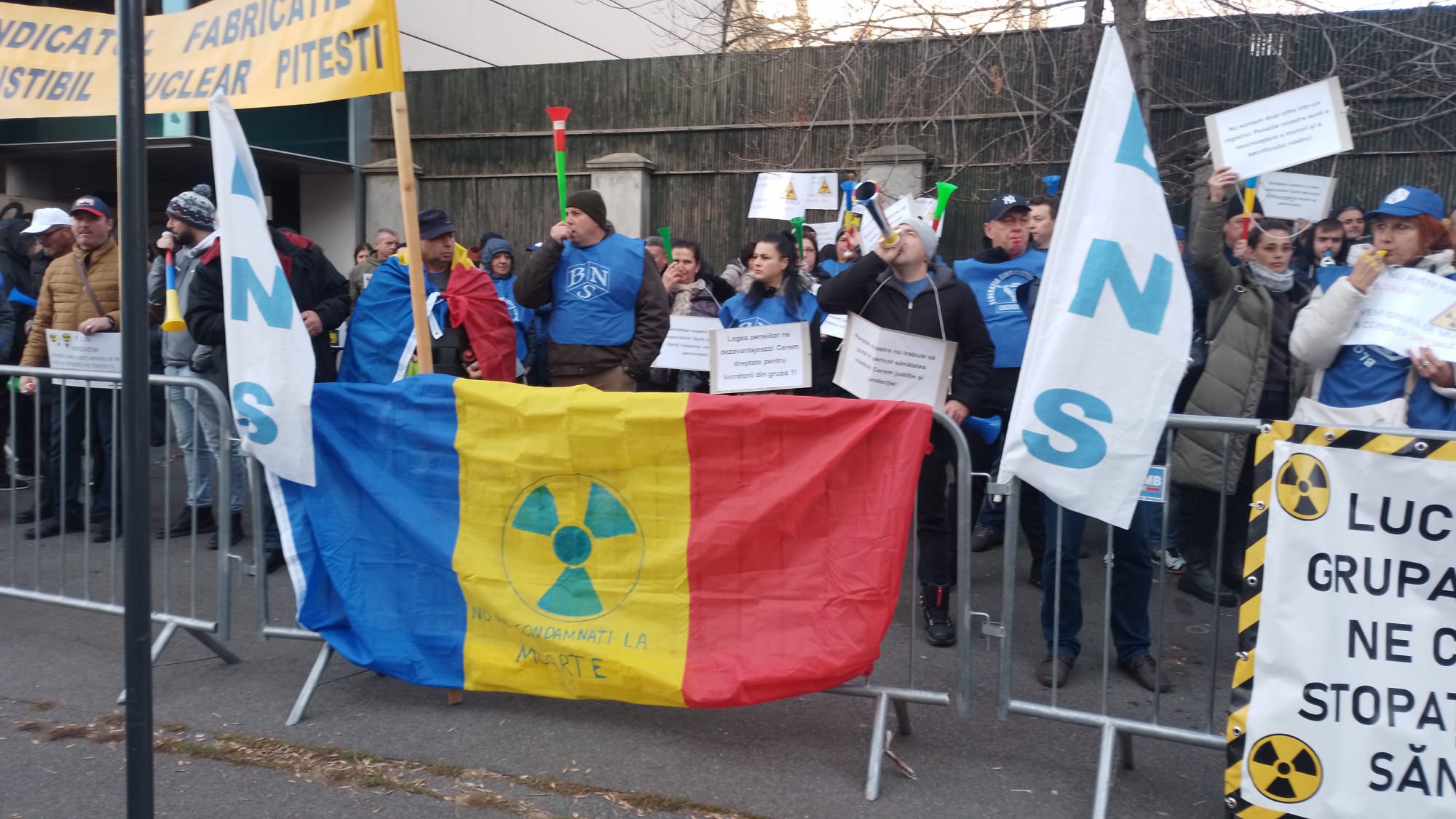 Sindicaliștii din Energie protestează împotriva noii legi a pensiilor: „Pune în pericol lucrătorii din domeniul nuclear”