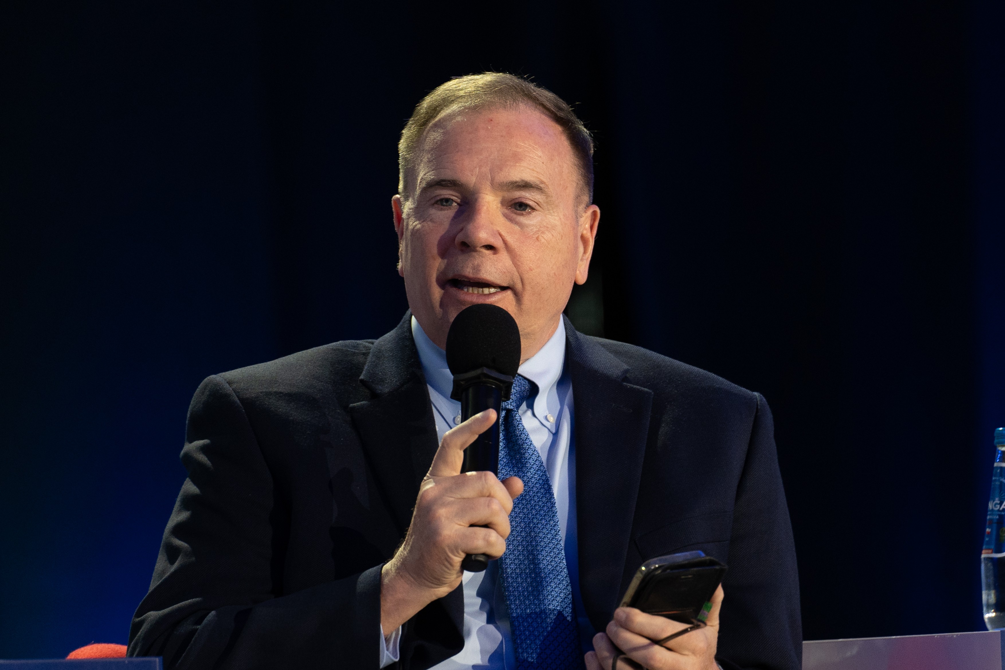 Generalul american Ben Hodges crede că Rusia a declanșat deja „Al Patrulea Război Mondial”