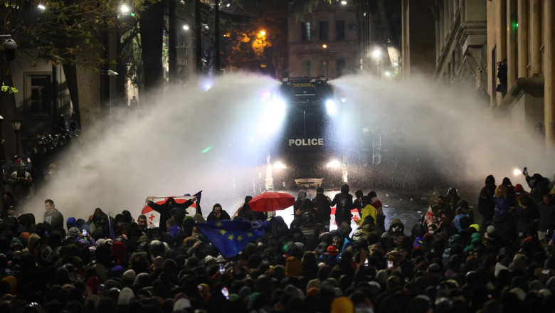 Georgians continue to protest government's delay to join EU