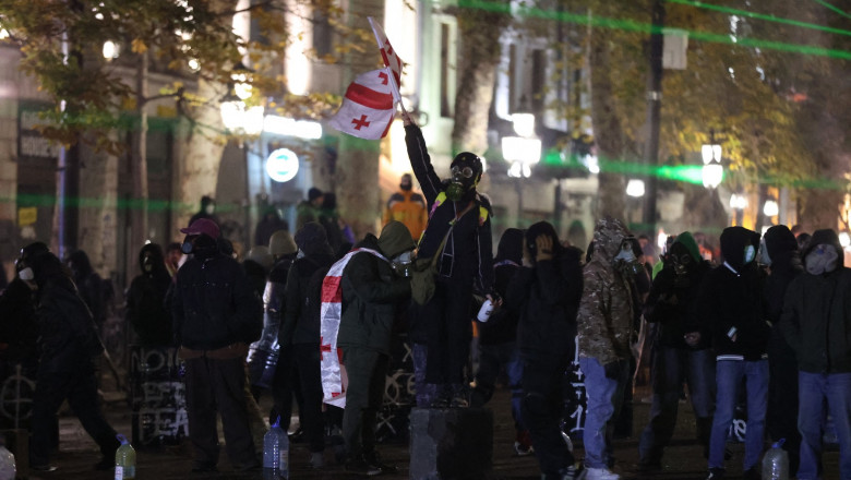 Protest in Tbilisi against suspension of EU accession talks dispersed