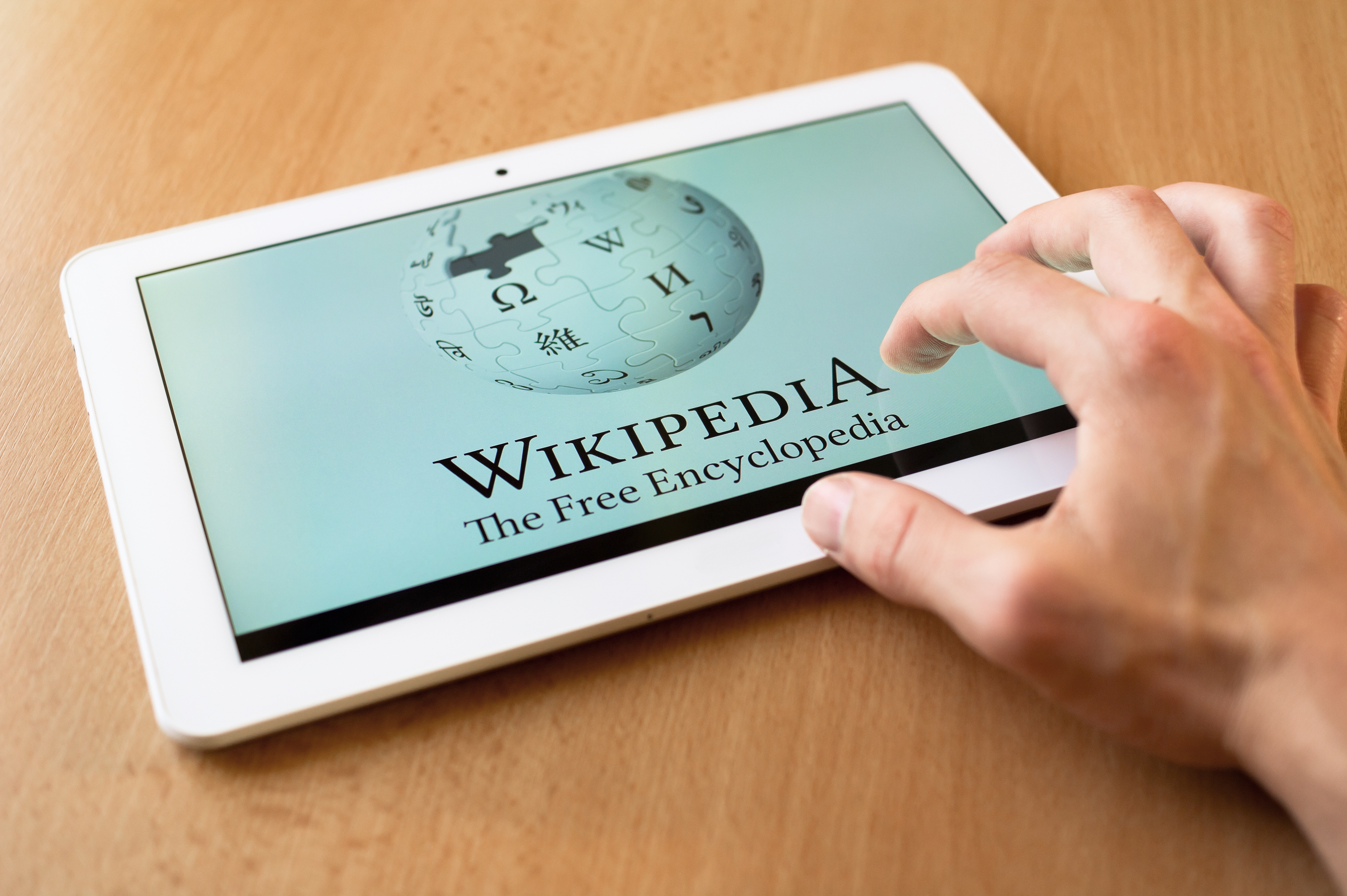 Topul căutărilor pe Wikipedia în 2024: Ce au dorit milioane de oameni să citească în acest an