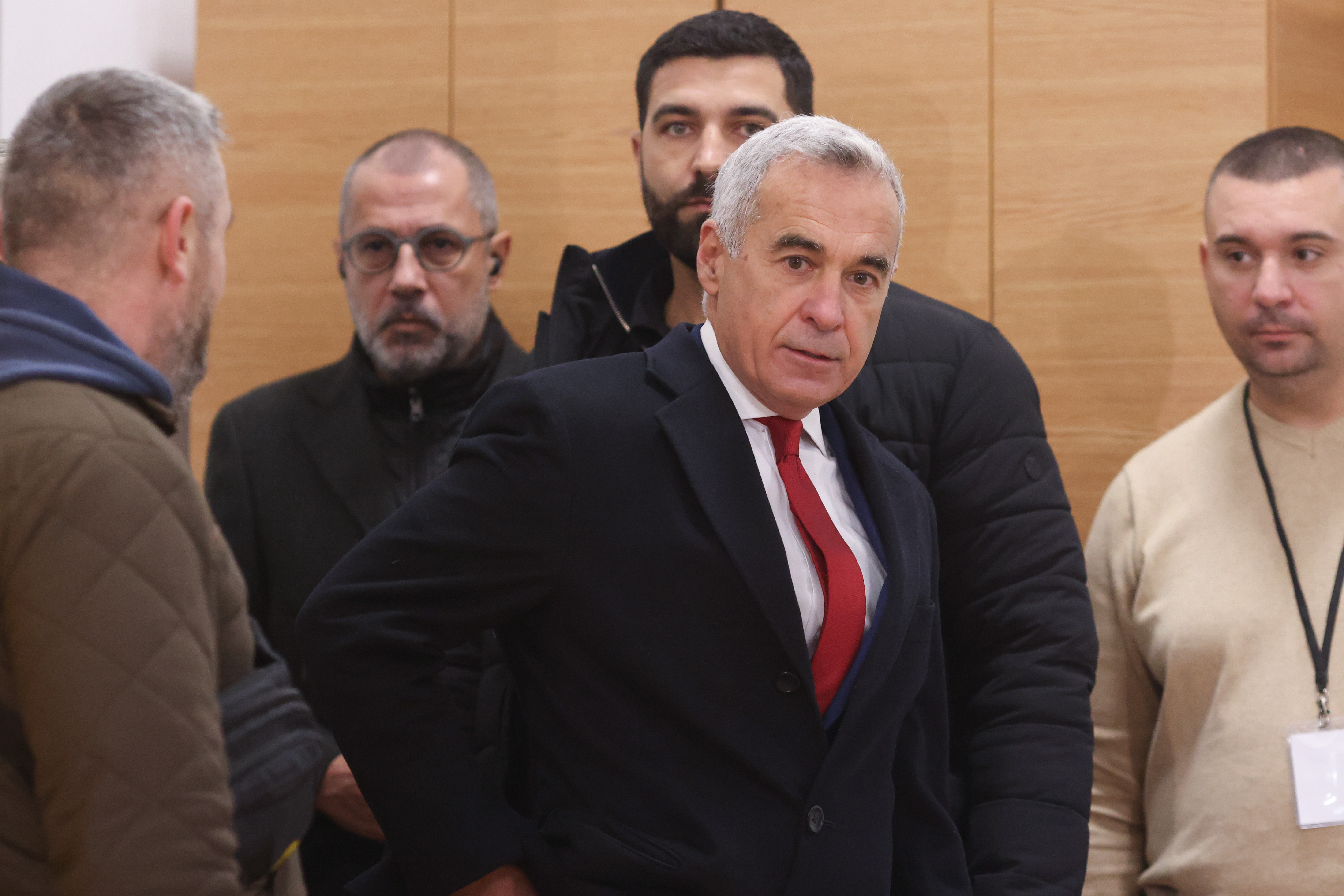 SRI: Activitatea conturilor de TikTok în campania lui Călin Georgescu, coordonată de un actor statal. Ce bani a cheltuit