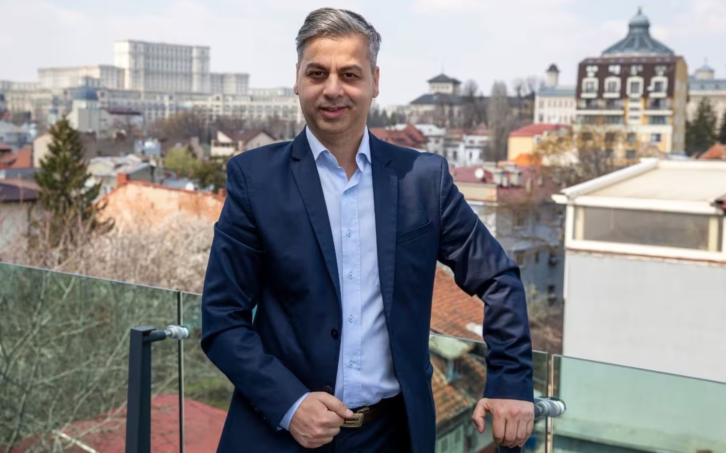 Jurnaliști amenințați de șeful Tracia Unită, organizație pro-Georgescu: „Avem tot despre voi, tot. Și ce faci, și ce mănânci”
