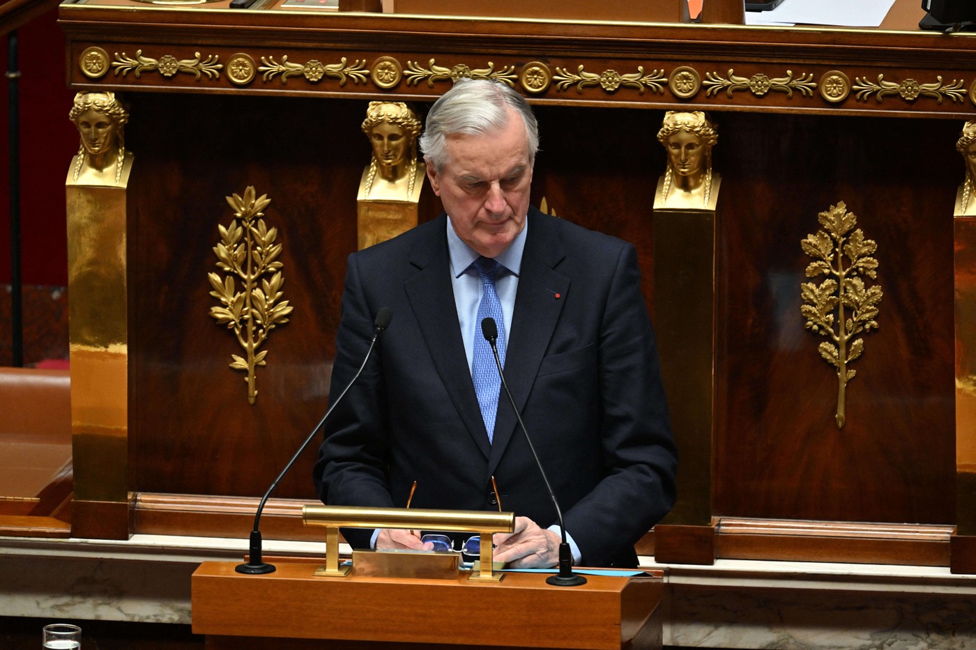 În Franța, Guvernul Barnier a fost îndepărtat de la putere printr-o moţiune de cenzură