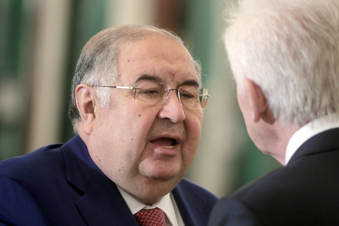 Oligarhul rus reales ca preşedinte al Federaţiei Internaţionale de Scrimă s-a retras din funcție după doar patru zile