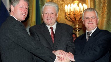 Bill Clinton, Boris Ielțîn și Leonid Kravciuk