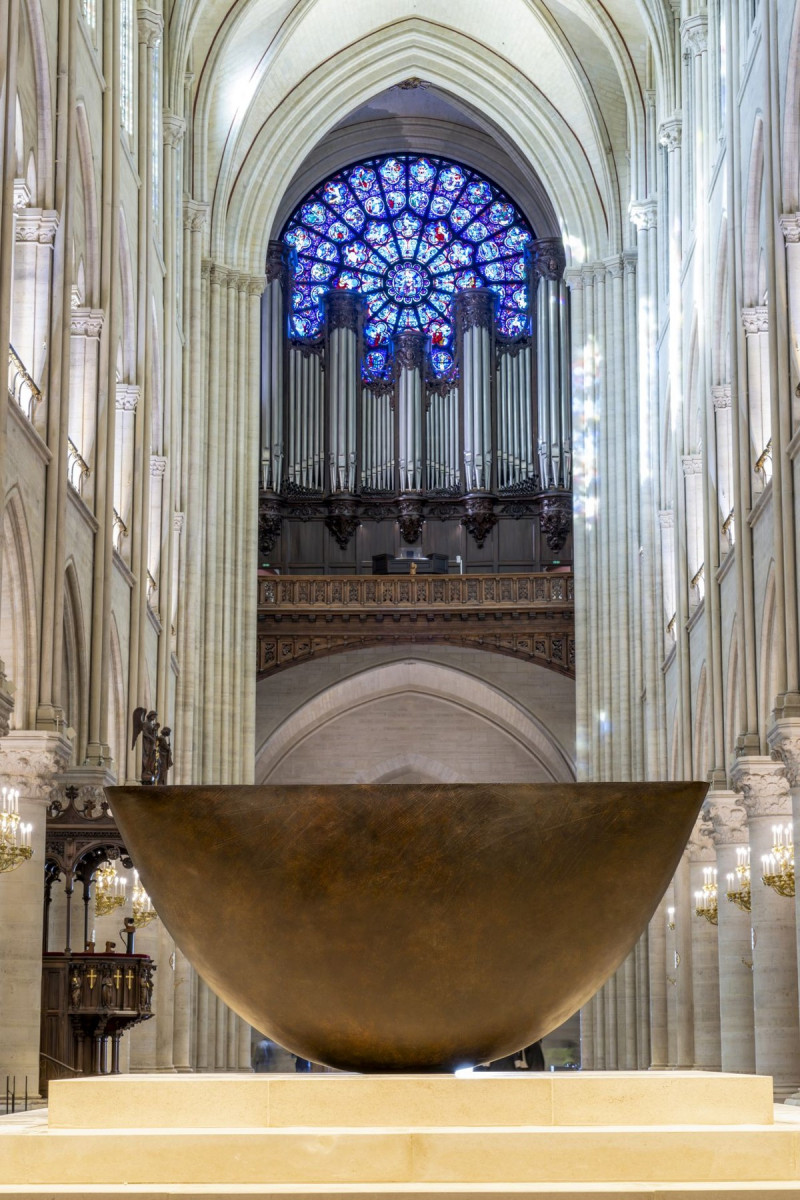 FRANCE PARIS NOTRE DAME CATHEDRAL INTERIOR VIEW