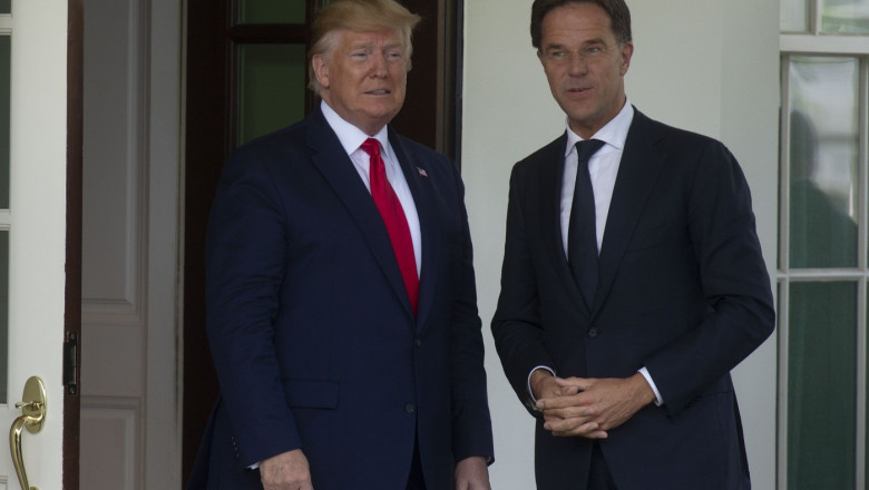 Actualul secretar general al NATO Mark Rutte și președintele ales al SUA, Donald Trump, imagine de arhivă din 2019.