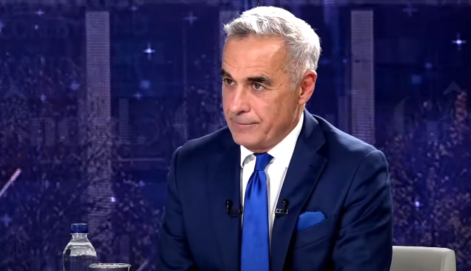 Călin Georgescu a lăudat PSD și pe Simion pentru moțiune: „Prim pas spre reconciliere națională”. Ce spune despre funcția de premier