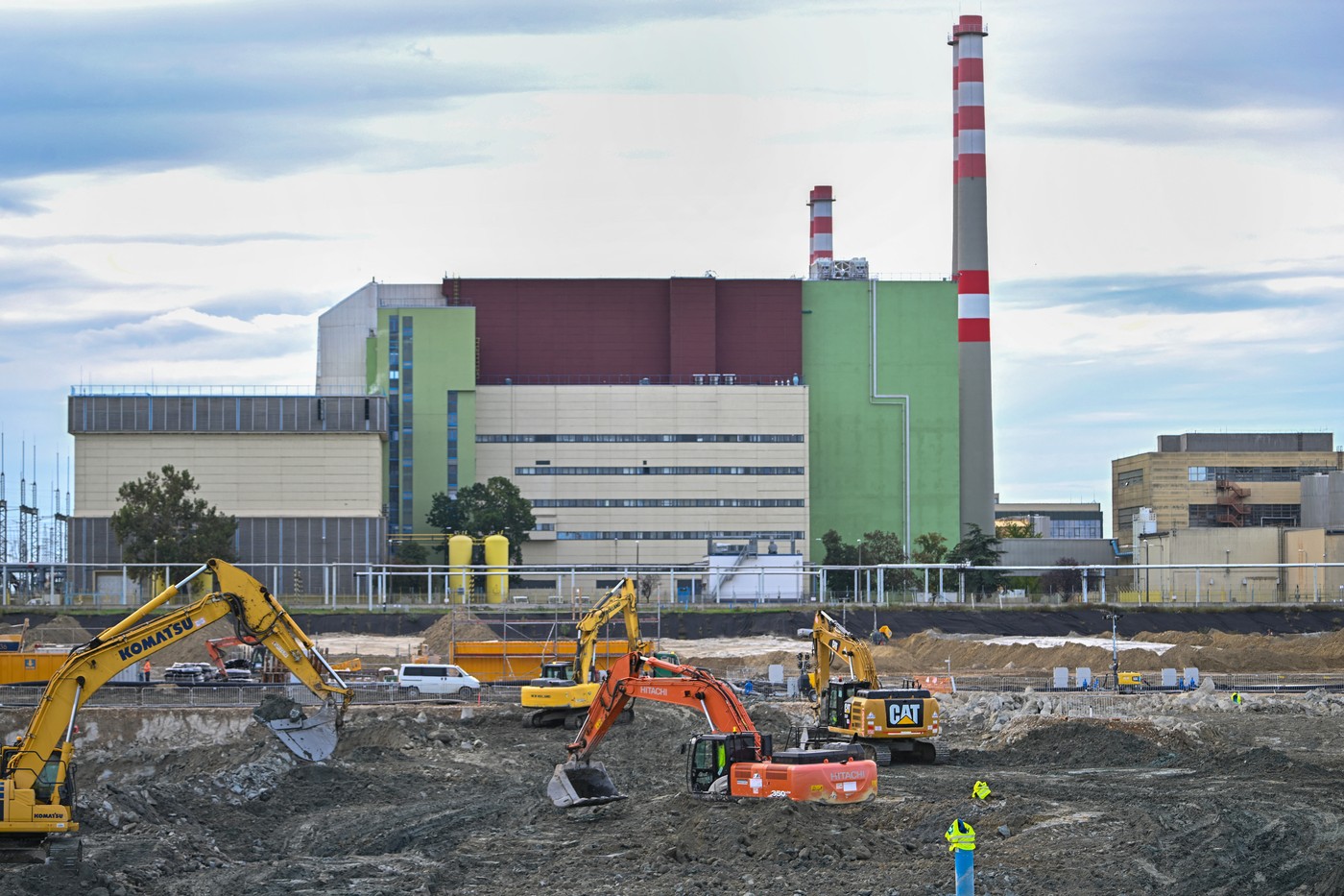 Grupul maghiar MVM, cu legături strânse cu Rusia, vrea să achiziționeze pachetul majoritar al E.ON Energie România