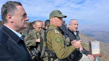 Syrian Civil War: Israel’s Netanyahu Tours Border