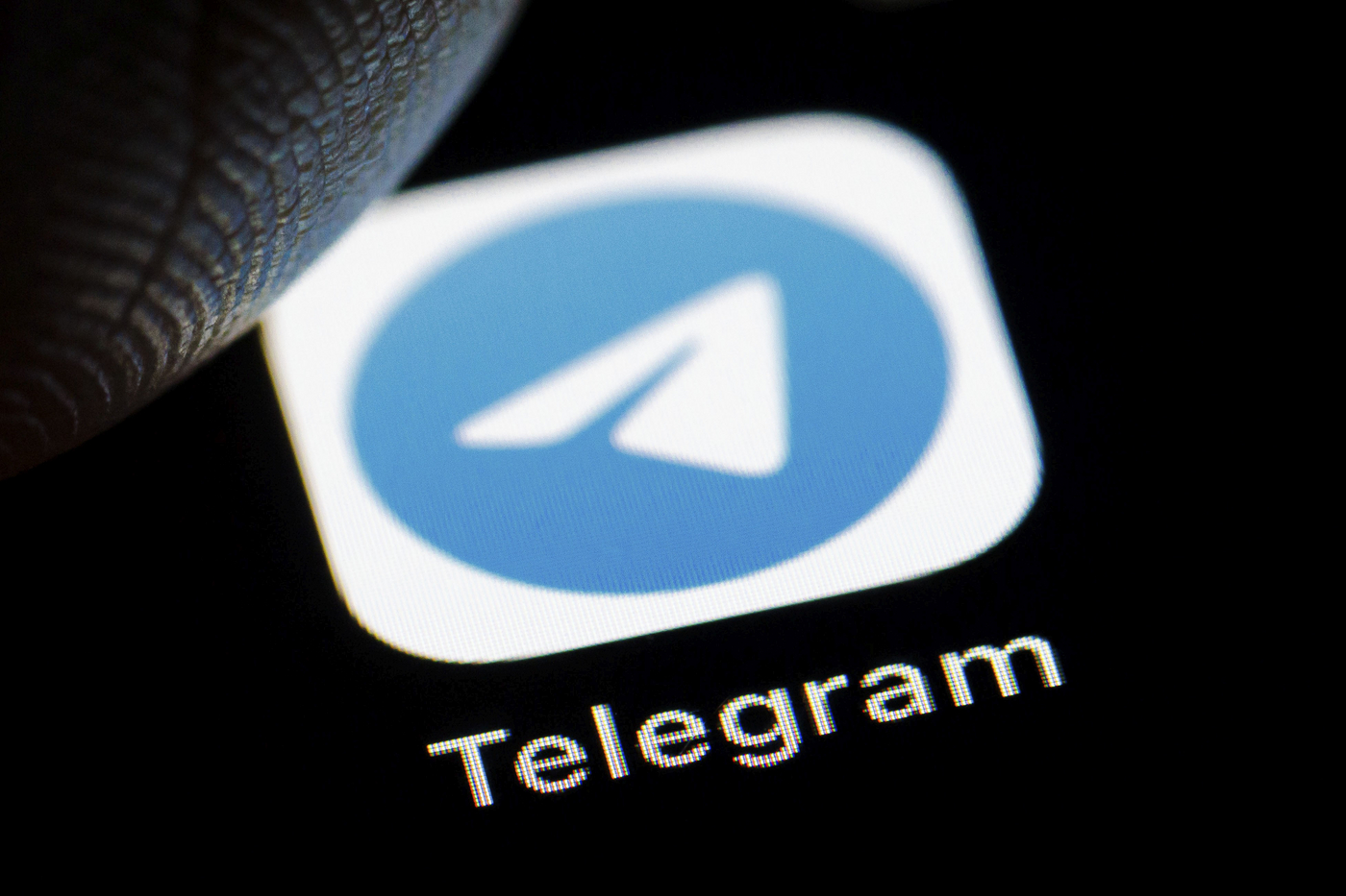 „Recomandările toxice ale Telegram”. Cum promovează platforma conținut extremist (studiu)