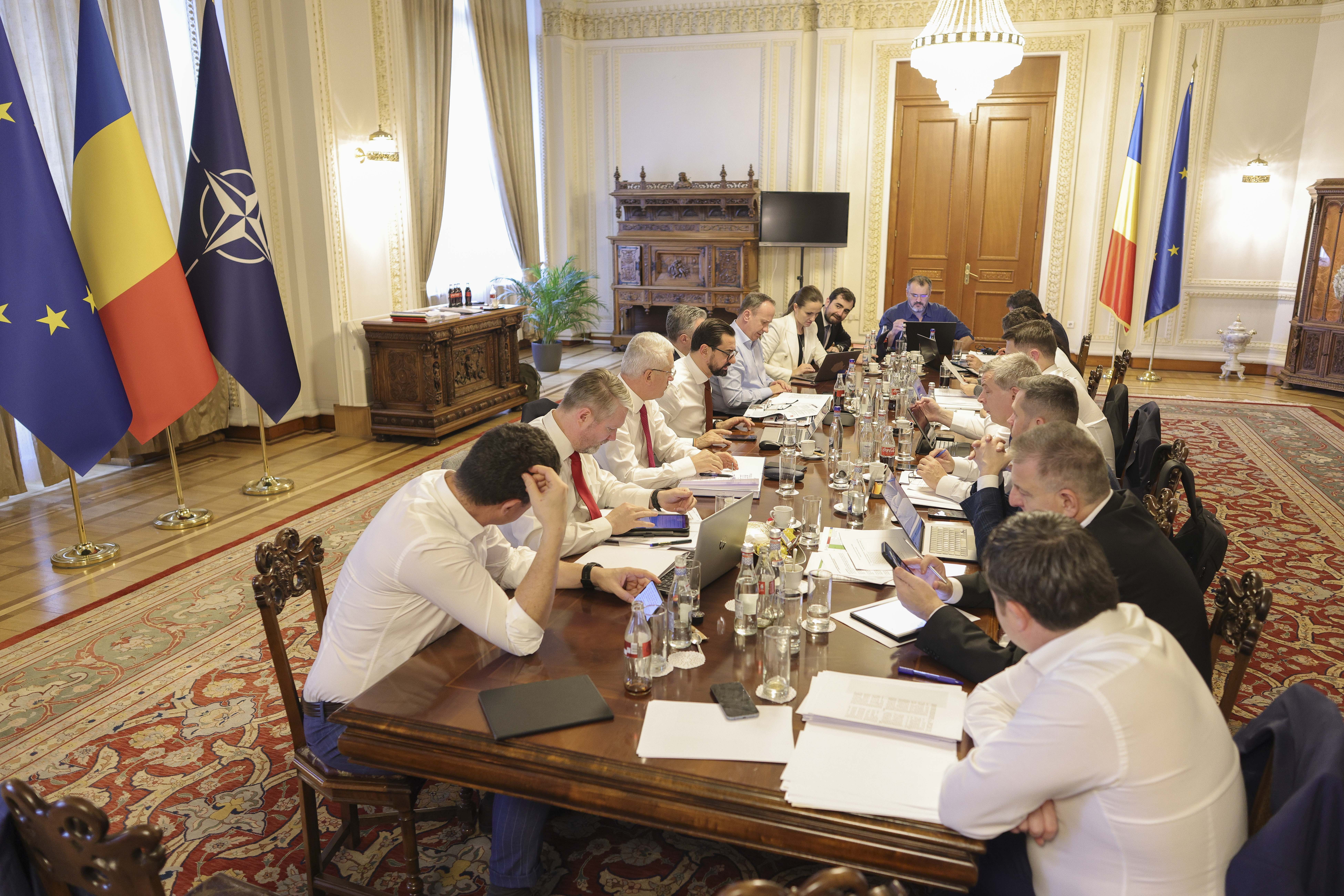 Culisele discuțiilor dintre PSD, PNL, UDMR și USR. Mesajele Elenei Lasconi au fost ignorate pe WhatsApp
