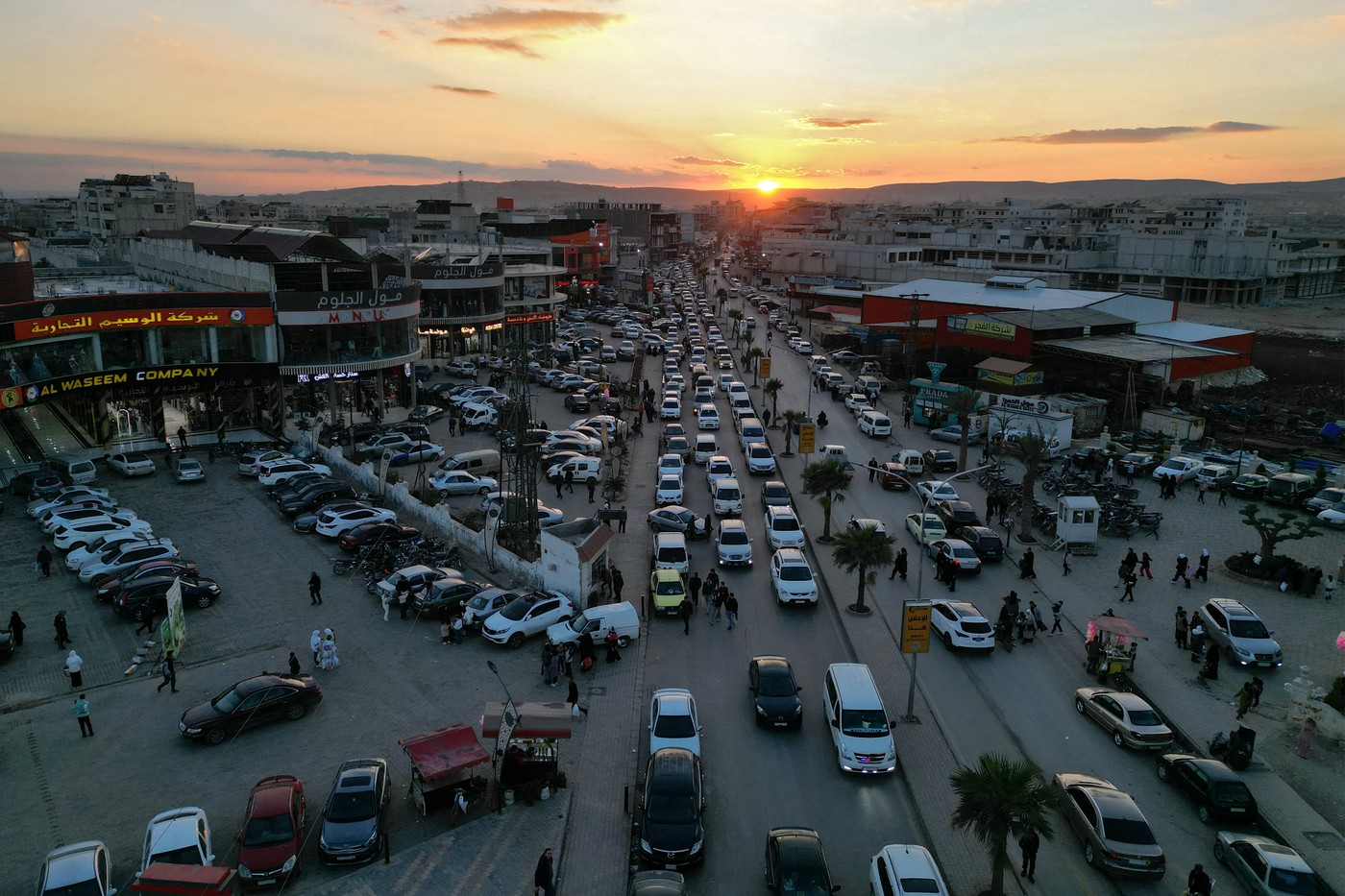 Cum arată Idlib, zonă controlată de rebelii sirieni, care s-ar putea impune în întreg statul după căderea lui Assad
